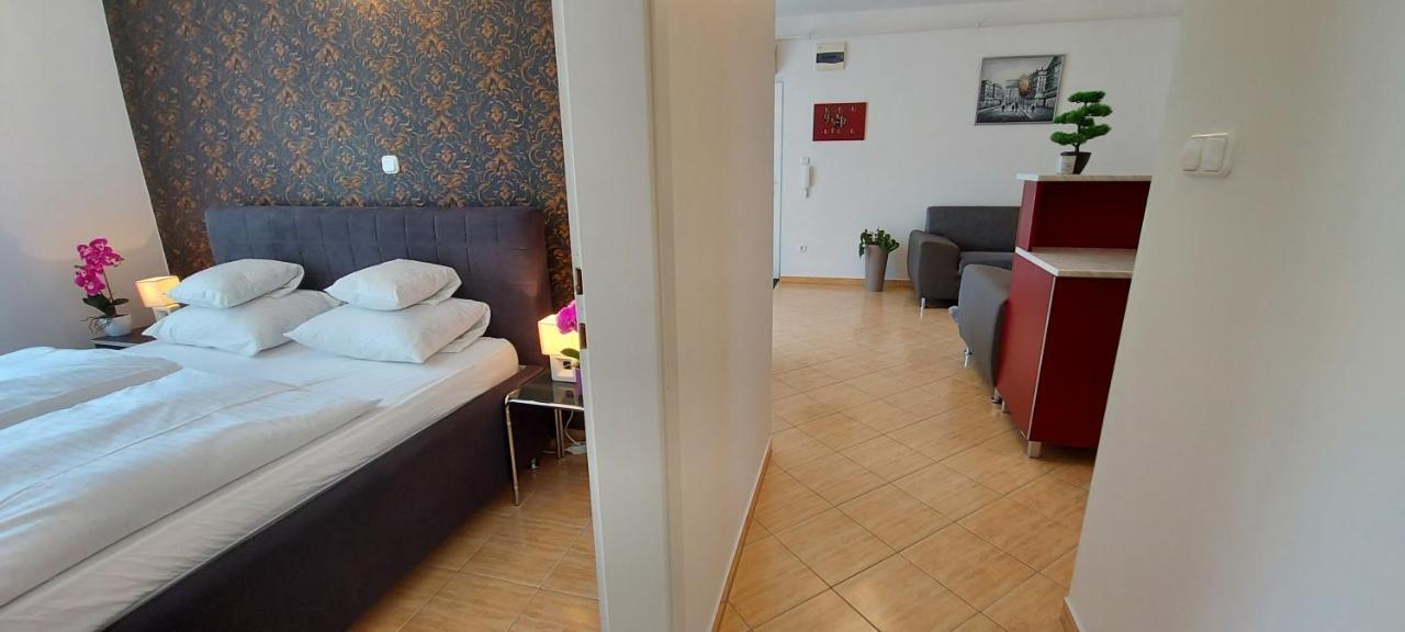 Amulett Suite Apartment Hajduszoboszlo Ngoại thất bức ảnh