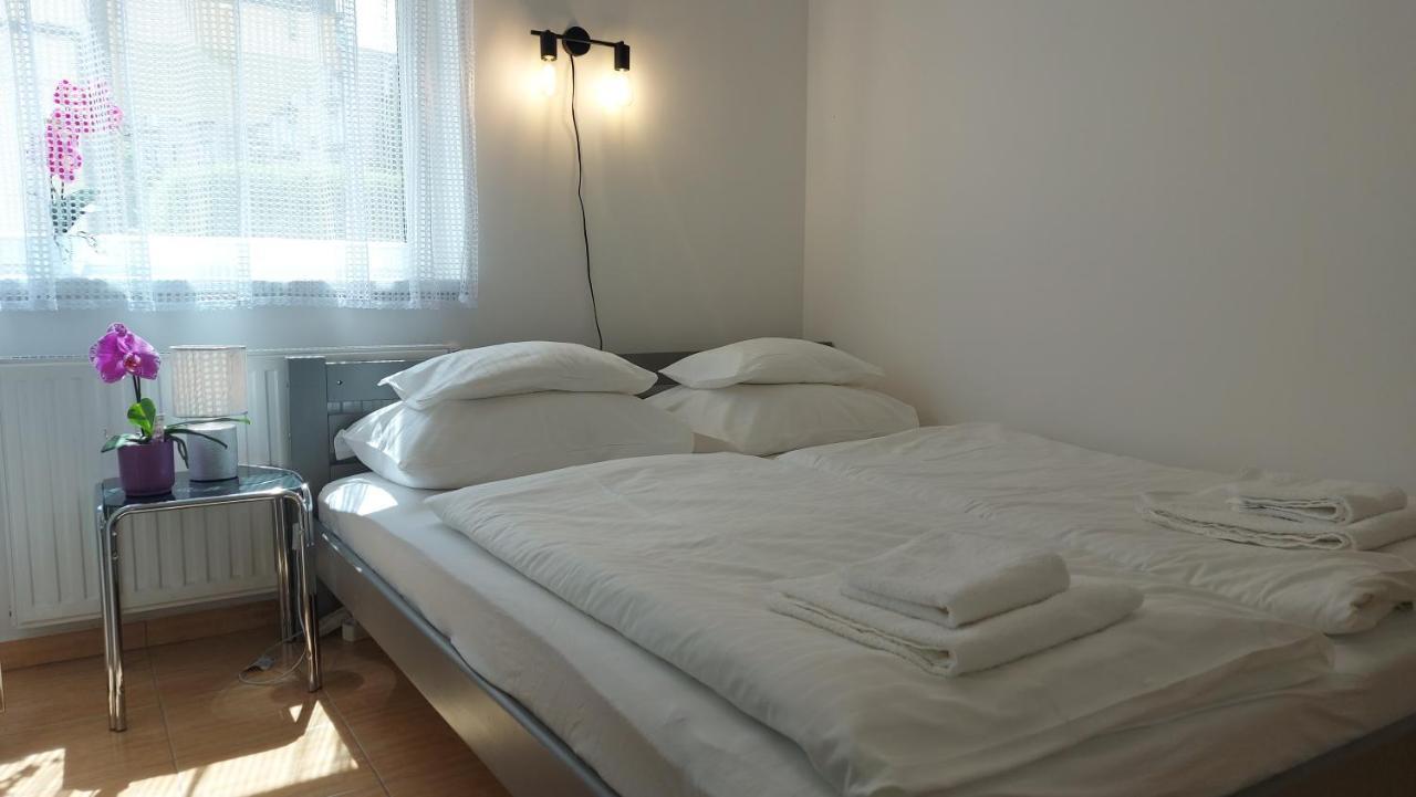Amulett Suite Apartment Hajduszoboszlo Ngoại thất bức ảnh